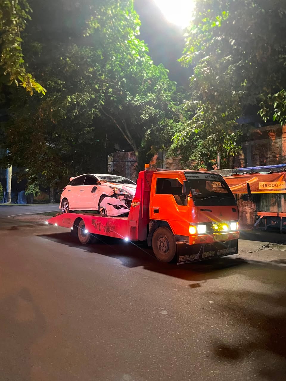 Jasa Derek Mobil Mogok Medan 24 Jam - RT Towing